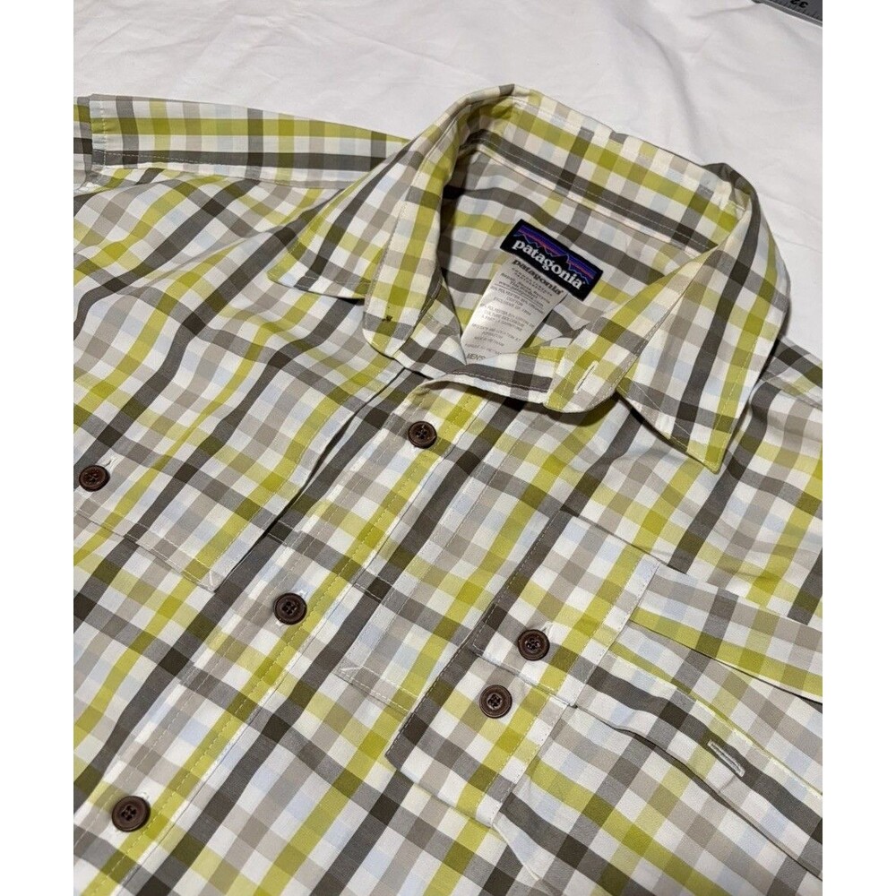 Patagonia Island Hopper Vented Long Sleeve Yellow Plaid Fishing Shirt Size Large